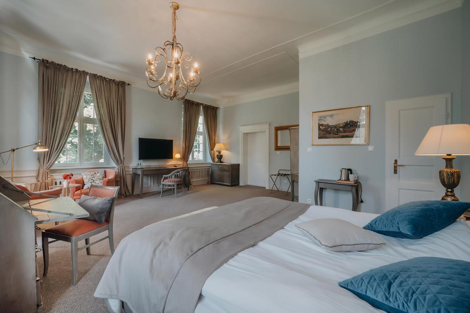Pałac łomnica - Karkonosze / Riesengebirge Hotel 3*