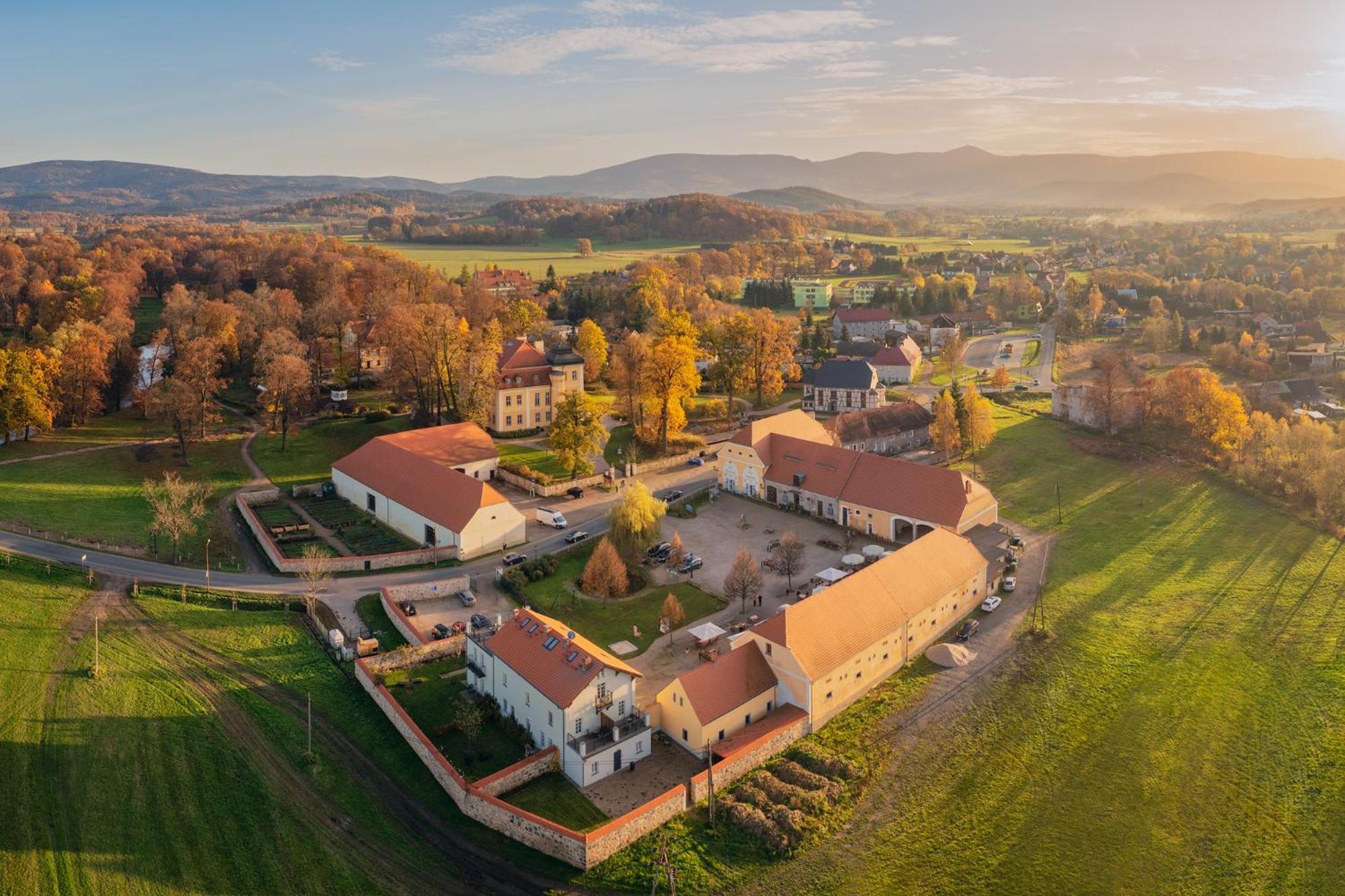 Pałac łomnica - Karkonosze / Riesengebirge Hotel Jelenia Góra