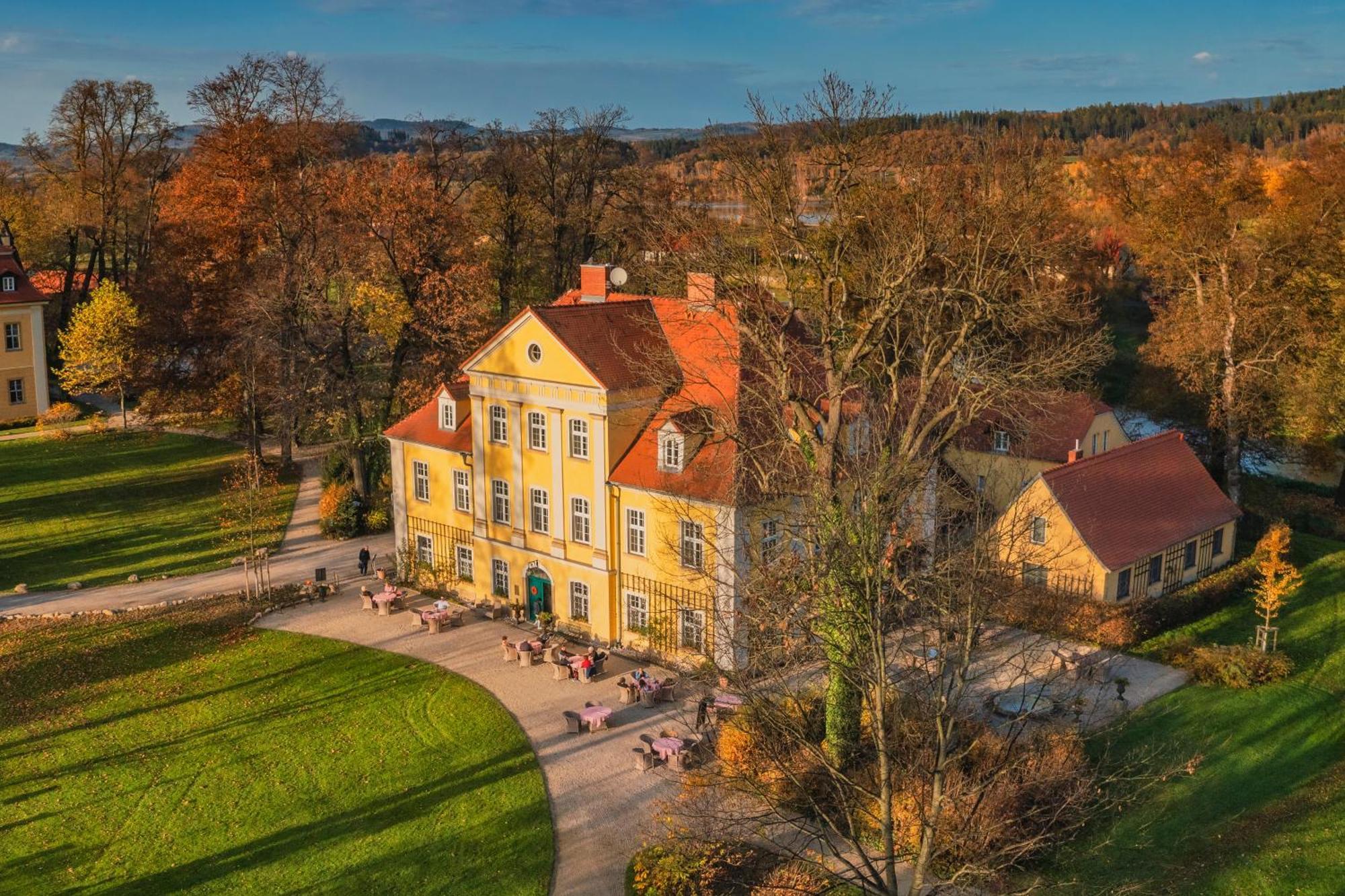 Hotel Pałac łomnica - Karkonosze / Riesengebirge Jelenia Góra